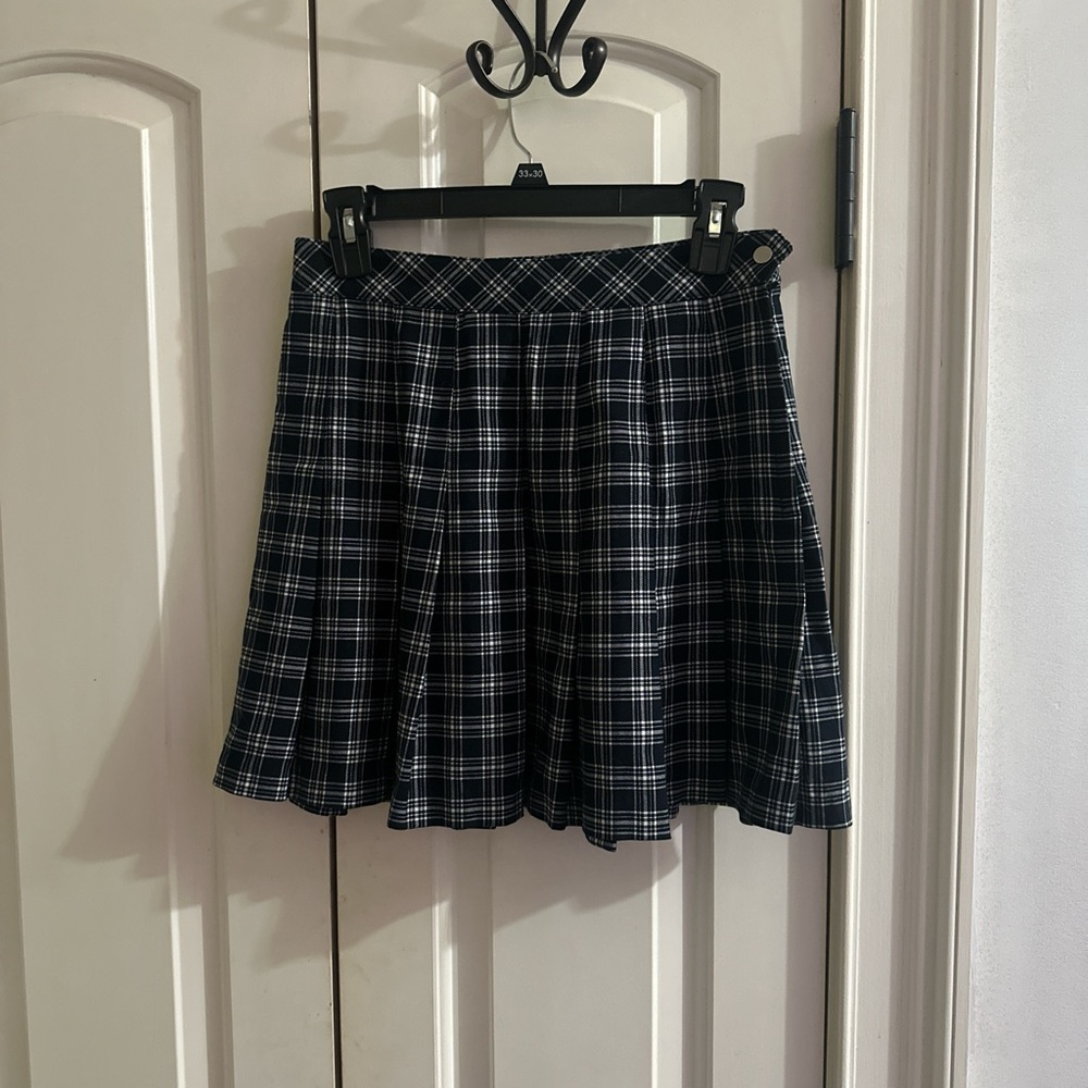 H&M plaid skirt.